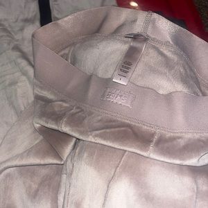 Skims dusk velour leggings